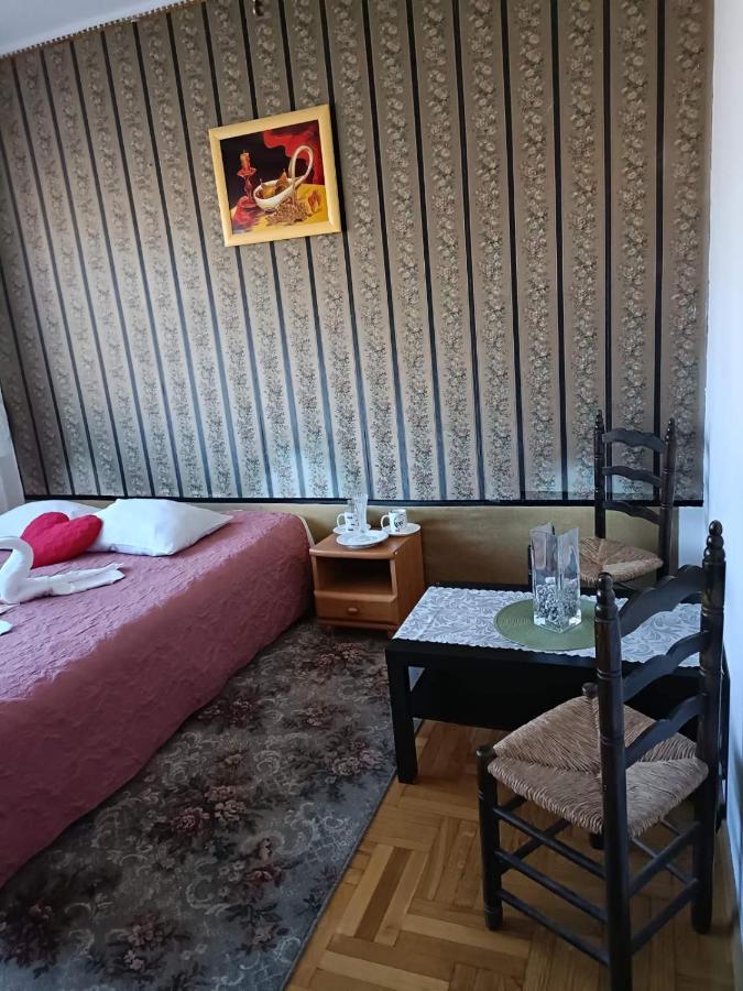 Hostel ポズナン エクステリア 写真