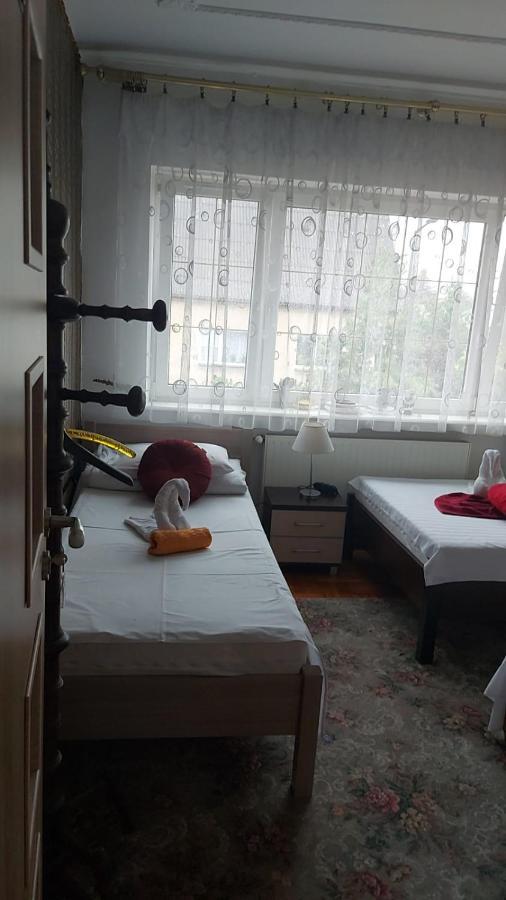 Hostel ポズナン エクステリア 写真