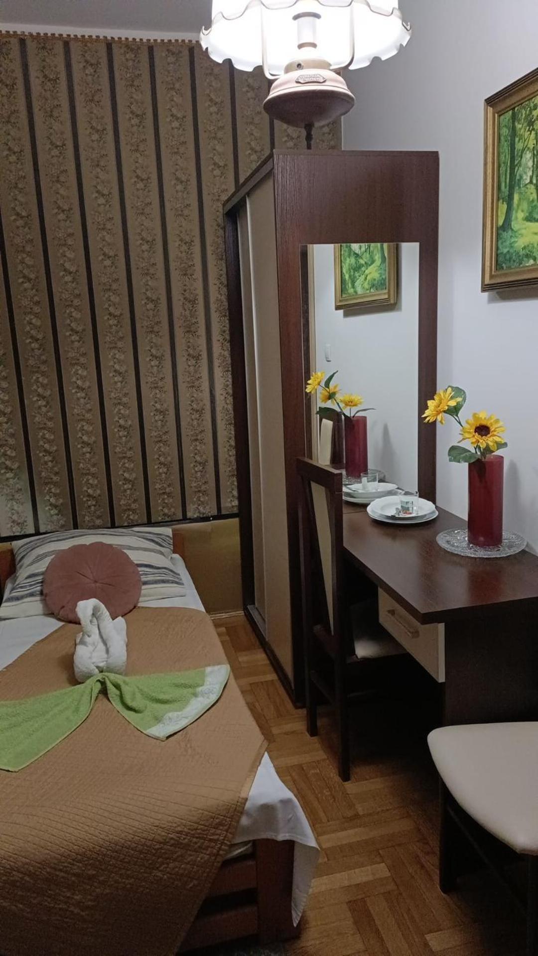 Hostel ポズナン エクステリア 写真